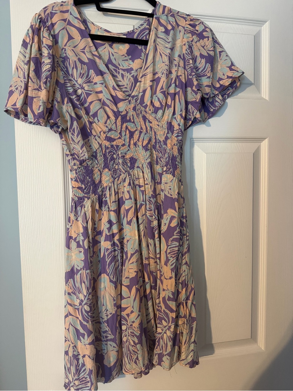 Rip Curl Lavender Floral V-Neck Short Sleeve Dress